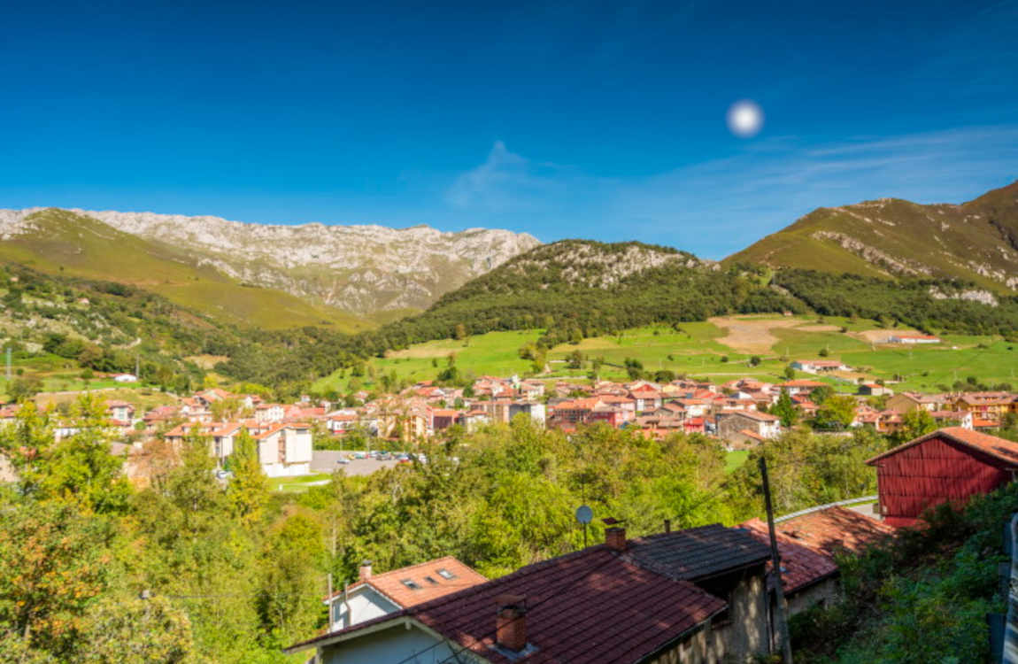 De itinerarios por el Patrimonio: Peñamelleras