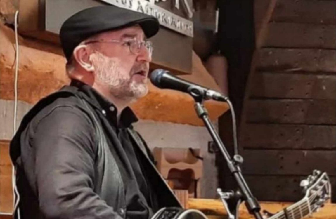 Asturias, si yo pudiera cantarte (Víctor Manuel y otras voces asturianas) de Manu Miranda