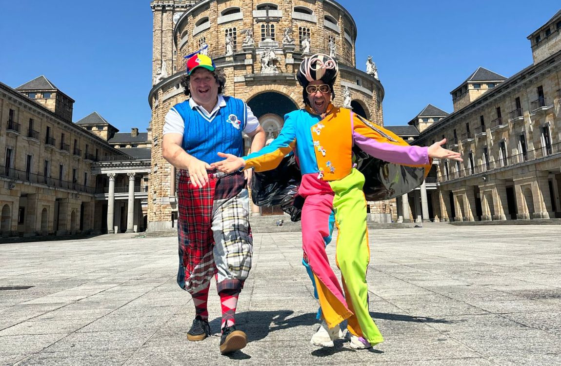 Manolito se va al espacio de ACAR Teatro del Mundo